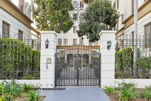 418 S. Normandie Ave. in Los Angeles, CA - Building Photo