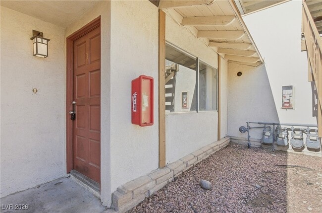 2896 Klinger Cir in Las Vegas, NV - Building Photo - Building Photo