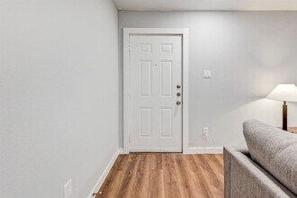 1017 North Ln in Houston, TX - Building Photo - Building Photo