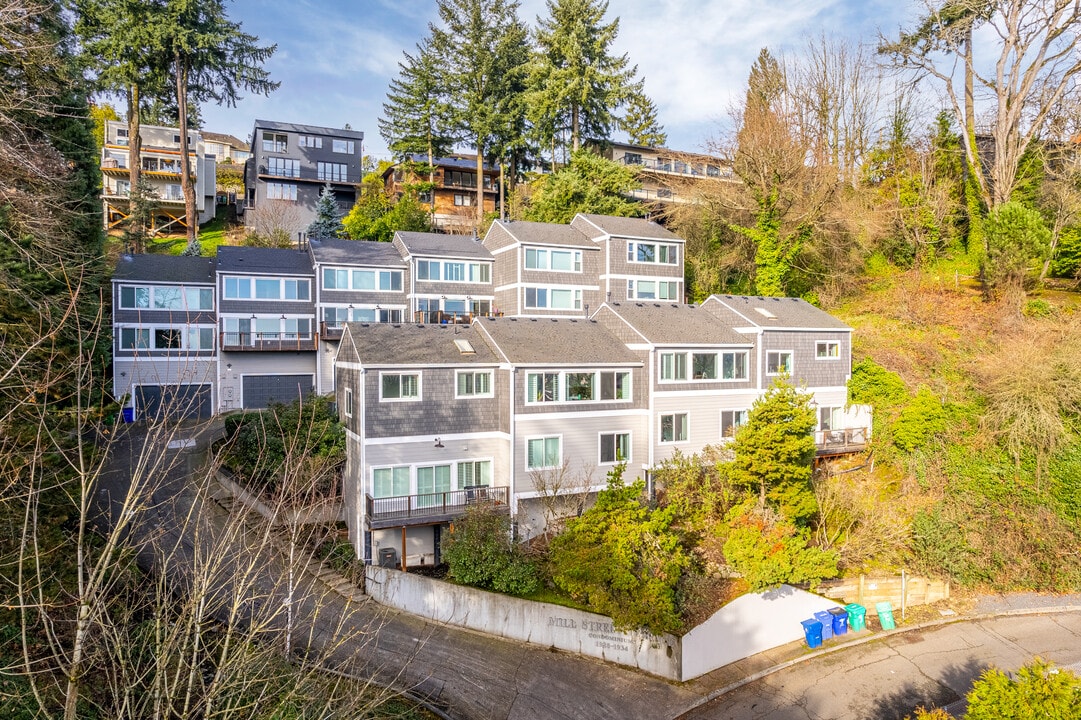 Mill Street Terrace in Portland, OR - Building Photo