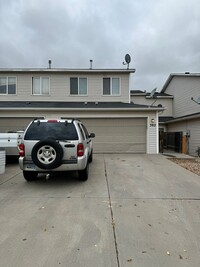 382 Snyder Ave in Cheyenne, WY - Foto de edificio - Building Photo