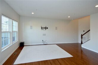 616 Edison Dr in Wexford, PA - Building Photo - Building Photo