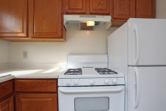 Cedar Glen Apartments in Philadelphia, PA - Foto de edificio - Interior Photo