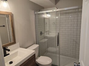 505 Eldridge St in Lawrence, KS - Building Photo - Building Photo