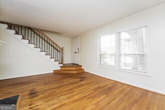 35 La Rue Pl NW in Atlanta, GA - Building Photo - Building Photo