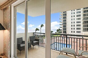 1149 Hillsboro Mile in Hillsboro Beach, FL - Building Photo