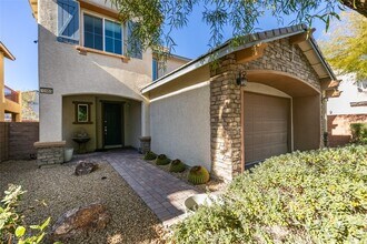 10465 Saddle Mountain St in Las Vegas, NV - Building Photo - Building Photo