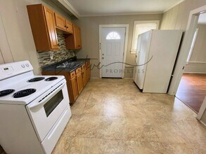 709 Pryce St-Unit -A in Lake Charles, LA - Building Photo - Building Photo