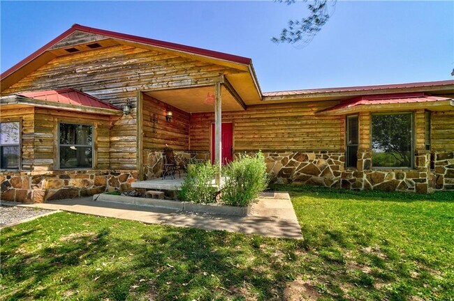980580 S Hwy 99 in Prague, OK - Building Photo - Building Photo