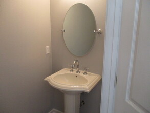 877 Southern Creek Dr in Jacksonville, FL - Building Photo - Building Photo