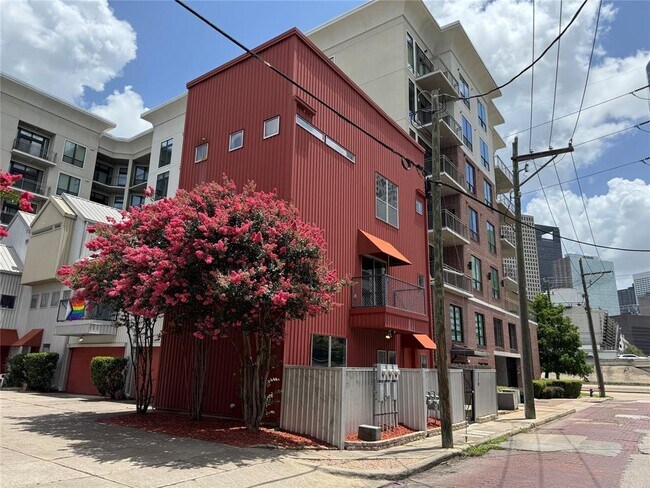property at 720 Andrews St
