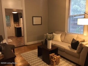 3903 Kennison Ave in St Matthews, KY - Building Photo - Building Photo