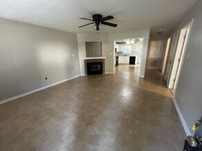 2541 26th Ave NE in Hickory, NC - Building Photo - Building Photo