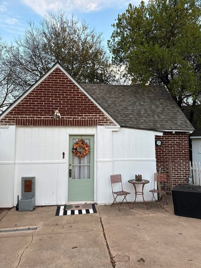 property at 303 Morningside Dr