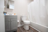 2549 N Bancroft St photo'