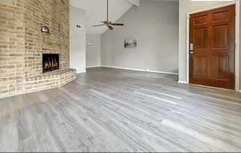 19411 Lazy Valley Dr in Katy, TX - Building Photo - Building Photo