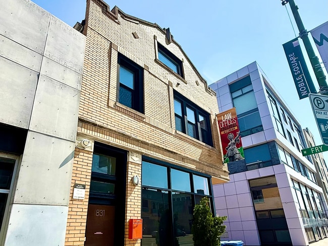 property at 831 N Ashland Ave