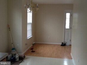 69 Yellowwood Ct in Glassboro, NJ - Building Photo - Building Photo