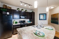 Queenston Manor photo'