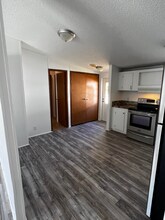 6859 NE 1st Pl in Ocala, FL - Foto de edificio - Building Photo