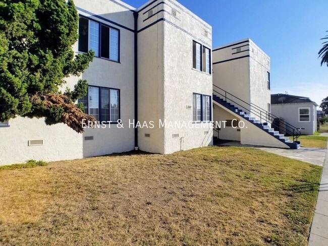 property at 1892 Magnolia Ave