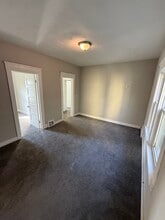 10303 Sophia Ave in Cleveland, OH - Building Photo - Building Photo