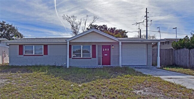 7724 Coventry Dr in Port Richey, FL - Building Photo - Building Photo