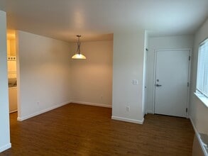 3479 Landings St in Homer, AK - Building Photo - Building Photo