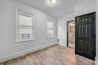 160 Garfield Ave in Jersey City, NJ - Building Photo - Building Photo