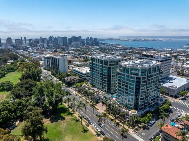 2500 Sixth Ave in San Diego, CA - Building Photo - Building Photo