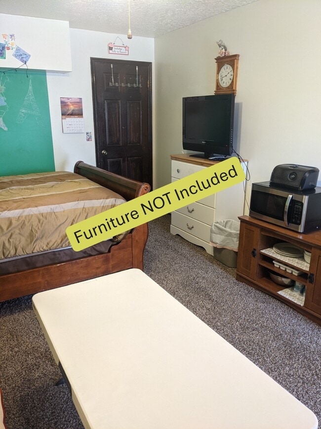 4539 S 1800 W, Unit APT 125 in Roy, UT - Building Photo - Building Photo