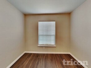 14205 Open Range Dr in Dallas, TX - Building Photo - Building Photo