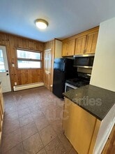 1088 Palmer Ave in Niskayuna, NY - Building Photo - Building Photo