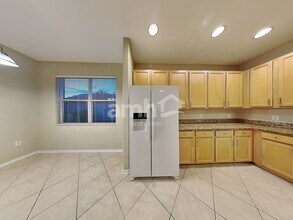 15692 Lemon Fish Dr in Lakewood Ranch, FL - Building Photo - Building Photo