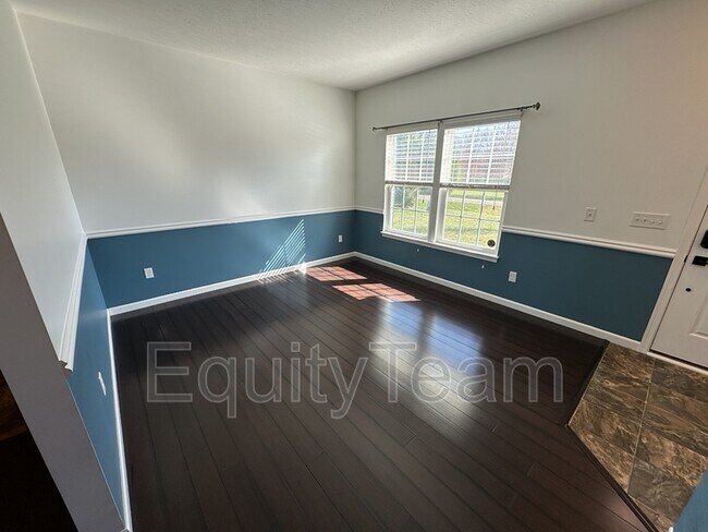 5527 Mt Zion Rd in Milford, OH - Building Photo - Building Photo
