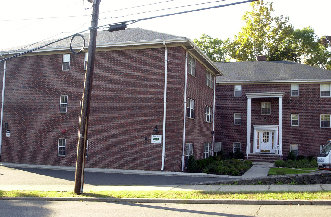 20-30 Ridge Rd in Ridgewood, NJ - Building Photo