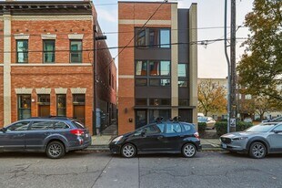 18-20 N Monroe St in Portland, OR - Building Photo