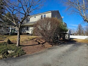 60 Orchard St in Bellingham, MA - Building Photo - Building Photo