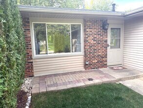 716 Ashton Ave in Romeoville, IL - Building Photo - Building Photo