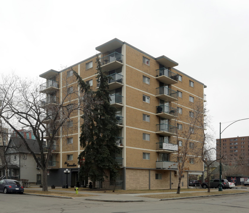 Cavalier Apartments in Calgary, AB - Building Photo