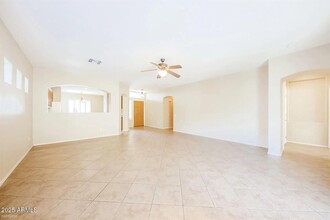 8514 W Buckhorn Trail in Peoria, AZ - Building Photo - Building Photo