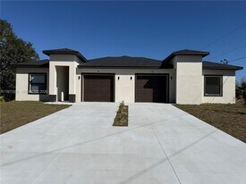 18 Organ St in Punta Gorda, FL - Building Photo