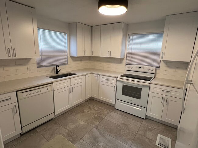 70 W Muriel St, Unit 70 in Orlando, FL - Foto de edificio - Building Photo