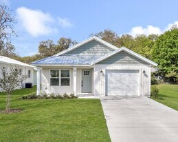 4705 Ave B in St. Augustine, FL - Building Photo
