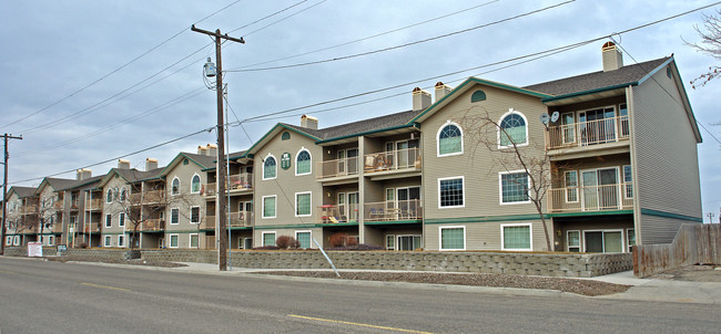 The Eagles Nest in Caldwell, ID - Building Photo - Building Photo