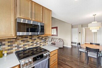 4635 Hahns Peak Dr in Loveland, CO - Building Photo - Building Photo