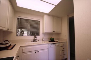 3336 Punta Alta in Laguna Woods, CA - Building Photo