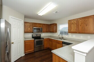 9727 Hollystone Ln in Charlotte, NC - Building Photo - Building Photo