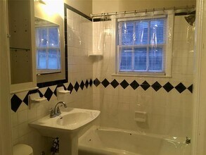 5104 N Hall St in Dallas, TX - Building Photo - Building Photo