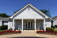 Briscoe Manor Apartments in Galena, MD - Foto de edificio - Building Photo